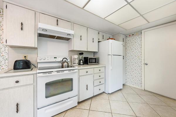 La Coquille Club Villas, 400 S Ocean Blvd #103A, Manalapan, Florida 33462, image 2