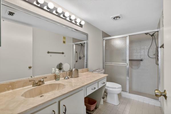 Palm Chase Lakes, 10215 N Circle Lake Dr #101, Boynton Beach, Florida 33437, image 3