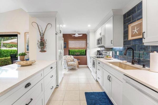 Ironwood, 82 Ironwood Way N, Palm Beach Gardens, Florida 33418, image 1