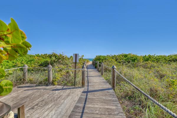 The Atrium At Palm Beach Shores, 145 Ocean Ave #607, Palm Beach Shores, Florida 33404, image 2