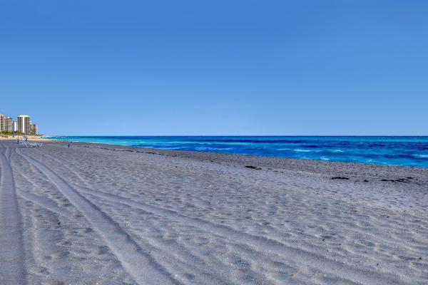 The Atrium At Palm Beach Shores, 145 Ocean Ave #607, Palm Beach Shores, Florida 33404, image 3