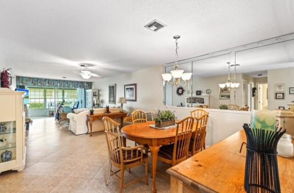 1238 S Lakes End Dr #B, Fort Pierce, Florida 34982, image 2