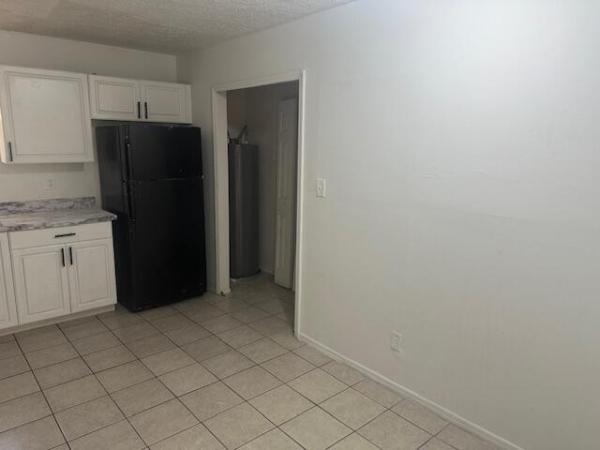 Silver Lake Park, 922 S Lake Dr, Fort Pierce, Florida 34982, image 1