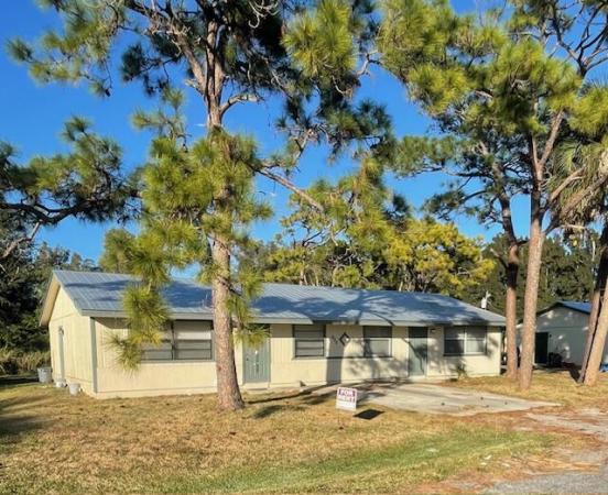 Silver Lake Park, 922 S Lake Dr, Fort Pierce, Florida 34982, image 2