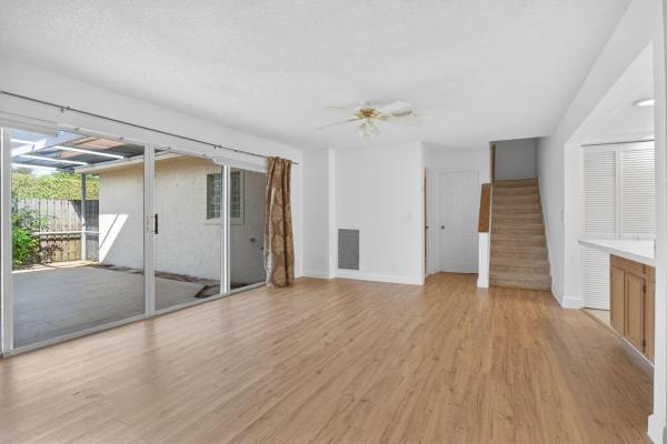 Winchester Courts, 11556 Winchester Dr, Palm Beach Gardens, Florida 33410, image 2