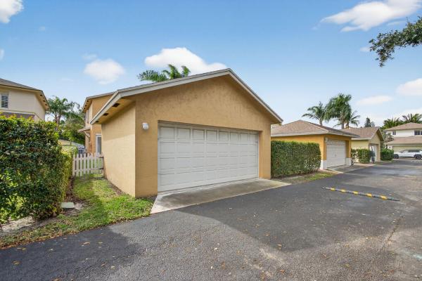 Lyman Village, 521 W Branch St, Lantana, Florida 33462, image 3