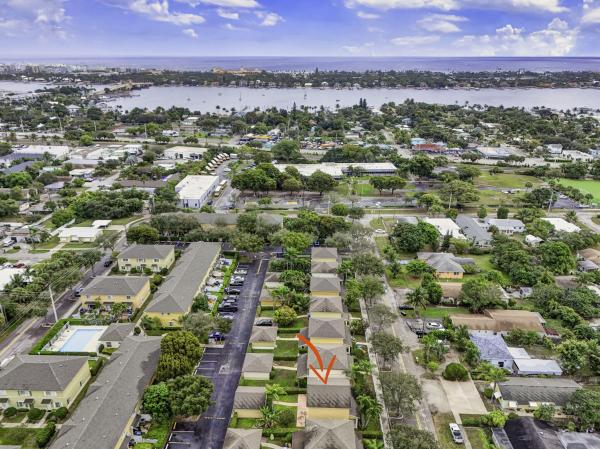 Lyman Village, 521 W Branch St, Lantana, Florida 33462, image 2