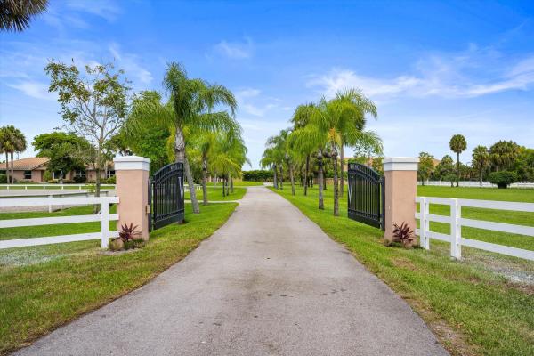 White Fences Equestrian Estates, 3287 Grande Rd, Loxahatchee, Florida 33470, image 2