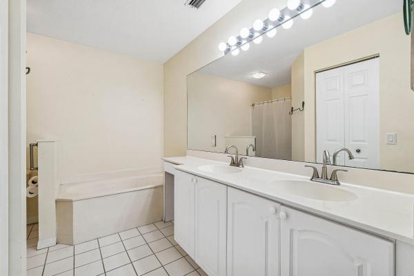 Via Jardin At Woodbine, 1007 Via Jardin, Riviera Beach, Florida 33418, image 3