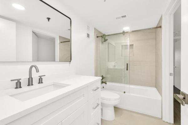 Huntington Lakes 5, 7290 Kinghurst Dr #102, Delray Beach, Florida 33446, image 1