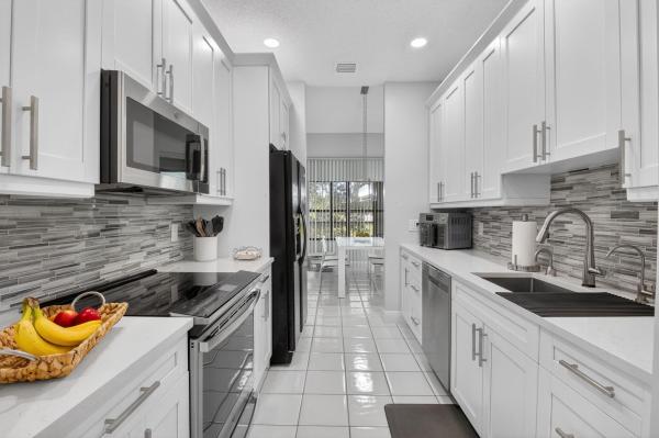 Alexandra Village, 5374 Venetia Ct #E, Boynton Beach, Florida 33437, image 1