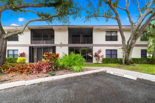 Applewood Village 3, 4677 Carambola Cir N #2758, Coconut Creek, Florida 33066, image 1