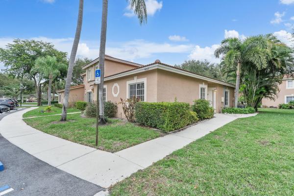 Santa Cruz, 9927 Kamena Cir, Boynton Beach, Florida 33436, image 3