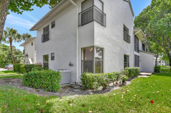 Baywood Village 2, 4771 NW 22nd St #42121, Coconut Creek, Florida 33063, image 2