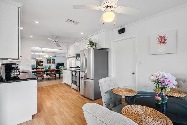 Yacht Harbor Manor, 1120 Morse Blvd, Riviera Beach, Florida 33404, image 1