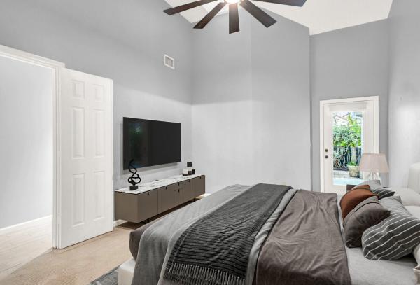 Coral Cove At Oak Harbour, 444 Coral Cove Dr, Juno Beach, Florida 33408, image 2