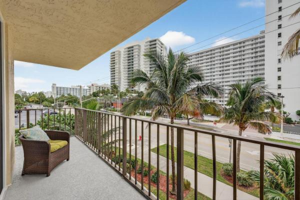 Tradewinds Of Pompano, 1009 N Ocean Blvd #312, Pompano Beach, Florida 33062, image 1