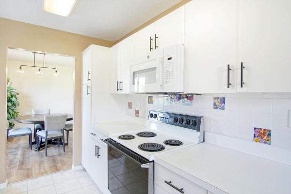 The Savannahs, 1732 W Sanderling Ln #1, Fort Pierce, Florida 34982, image 2