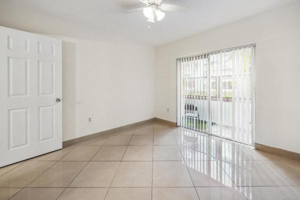 Mariner 1, 2878 Donnelly Dr #106, Lake Worth Beach, Florida 33462, image 1