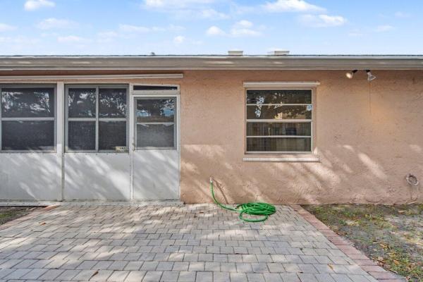 Cypress Lakes, 3962 Dafilee Cir, West Palm Beach, Florida 33417, image 2
