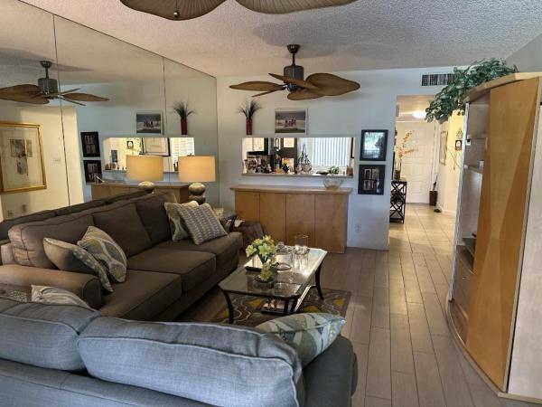 3138 Via Poinciana #114, Lake Worth, Florida 33467, image 1