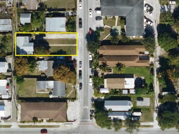 Lake Worth Town, 517 S C St, Lake Worth Beach, Florida 33460, image 1