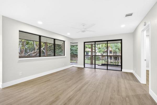 147 Brackenwood Rd, Palm Beach Gardens, Florida 33418, image 2