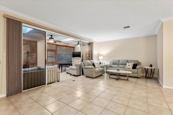 Plum At Boca Pointe, 6757 Via Regina, Boca Raton, Florida 33433, image 2