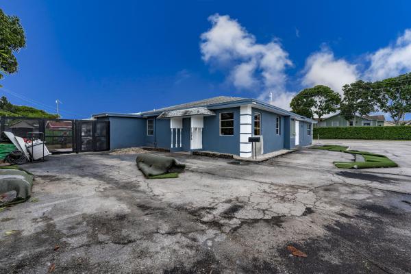 Tropical Terrace, 945 Miner Rd, Lake Worth, Florida 33462, image 1