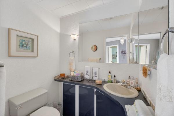 North Palm Beach Village, 752 Lagoon Dr, North Palm Beach, Florida 33408, image 1