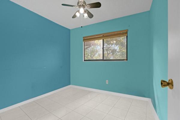 Belfort, 9933 N Belfort Cir #201, Tamarac, Florida 33321, image 2