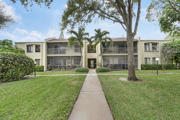 Pines Of Jupiter Tequesta, 150 Pineview Rd #C4, Jupiter, Florida 33469, image 3