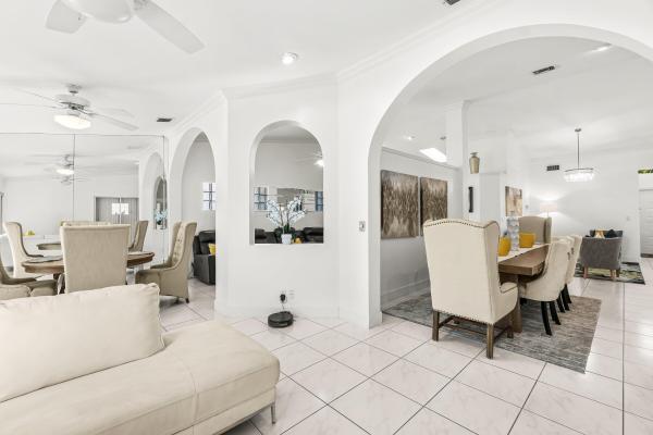 Palm Isles, 9707 Harbour Lake Cir, Boynton Beach, Florida 33437, image 2