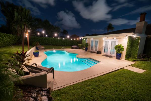 Thorbury Heights, 2131 Mark Dr, Lake Worth, Florida 33461, image 2