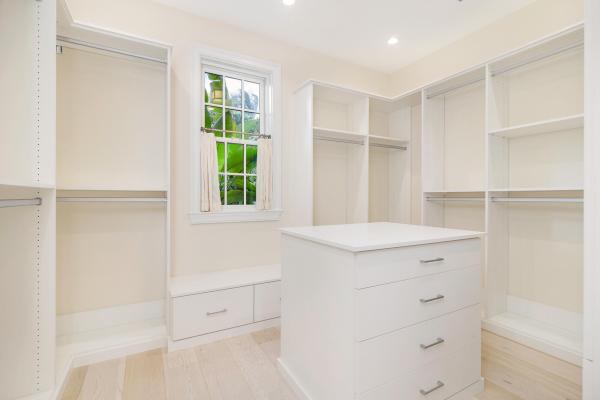 Dodge Estates, 216 Sandpiper Dr, Palm Beach, Florida 33480, image 3