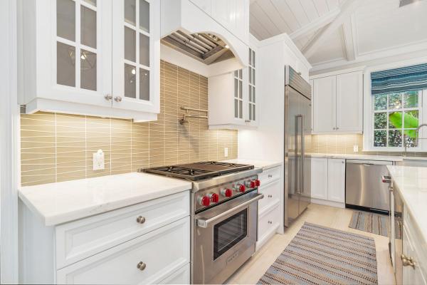 Dodge Estates, 216 Sandpiper Dr, Palm Beach, Florida 33480, image 2