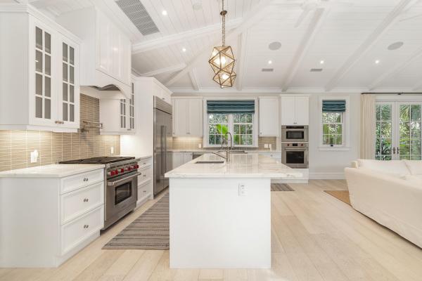 Dodge Estates, 216 Sandpiper Dr, Palm Beach, Florida 33480, image 1