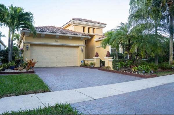 Buena Vida, 8601 Via Grande E, Wellington, Florida 33411, image 1