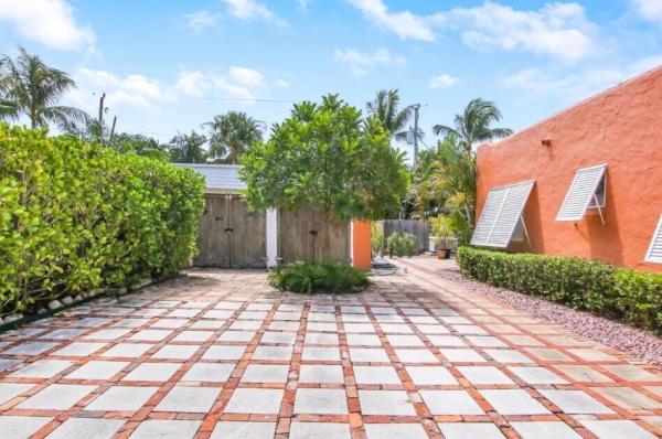 Flamingo Park, 616 Claremore Dr, West Palm Beach, Florida 33401, image 1