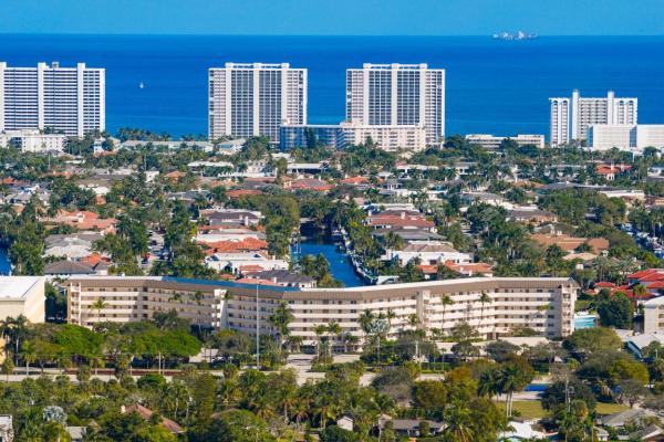 River House Towers, 390 N Federal Hwy #404, Deerfield Beach, Florida 33441, image 2