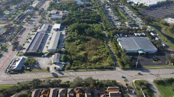 St Lucie Gardens, 3775 SE Jennings Rd, Port St. Lucie, Florida 34952, image 3