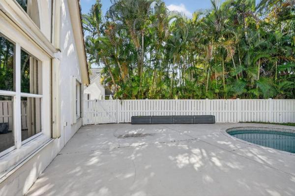 Southpointe At River Bridge, 2725 Pointe Cir, Greenacres, Florida 33413, image 1