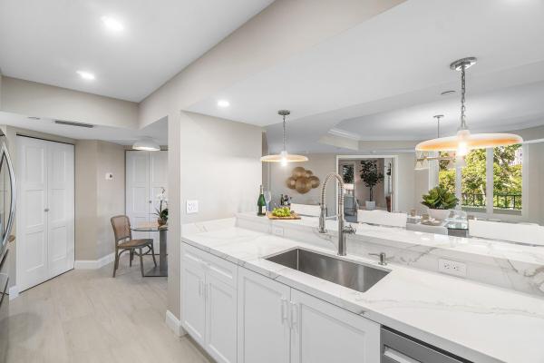 Mizner Court, 100 SE 5th Ave #404, Boca Raton, Florida 33432, image 1