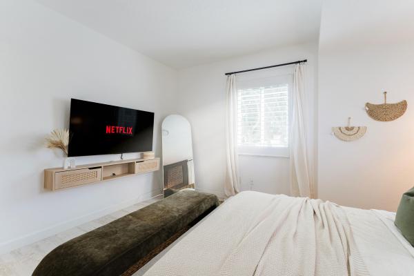Willa Park, 921 Ortega Rd #1, West Palm Beach, Florida 33405, image 2