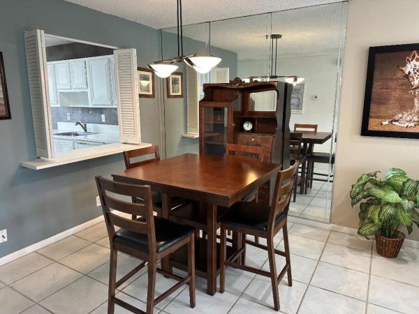Palm Greens At Villa Del Ray, 13749 Flora Pl #B, Delray Beach, Florida 33484, image 2