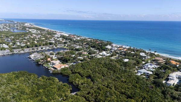 Boyntons, 6064 N Ocean Blvd, Ocean Ridge, Florida 33435, image 2
