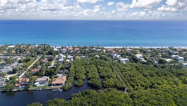 Boyntons, 0000 N Ocean Blvd, Ocean Ridge, Florida 33435, image 2