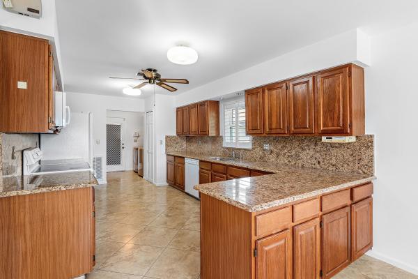 Pine Tree Village, 10848 Greentrail Dr S, Boynton Beach, Florida 33436, image 2