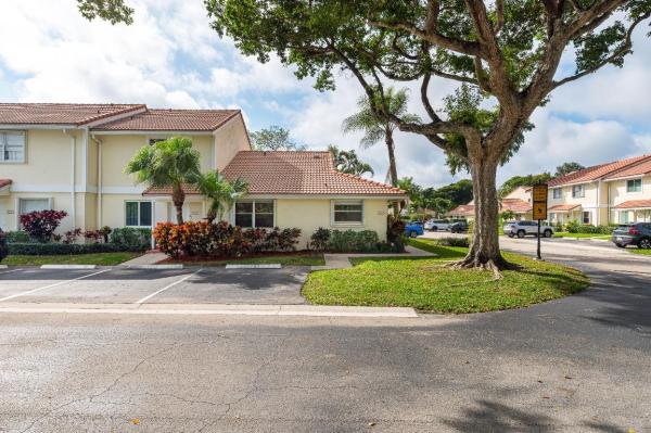 Boca Walk, 6269 Walk Cir, Boca Raton, Florida 33433, image 2