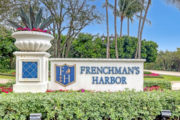 Carriage Homes At Frenchman's Harbor, 13519 Treasure Cove Cir, North Palm Beach, Florida 33408, image 3